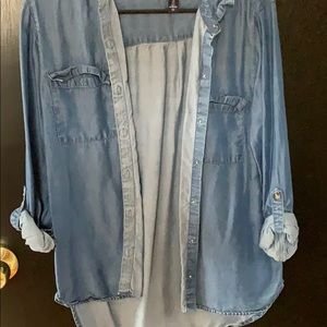 Gap jean button down